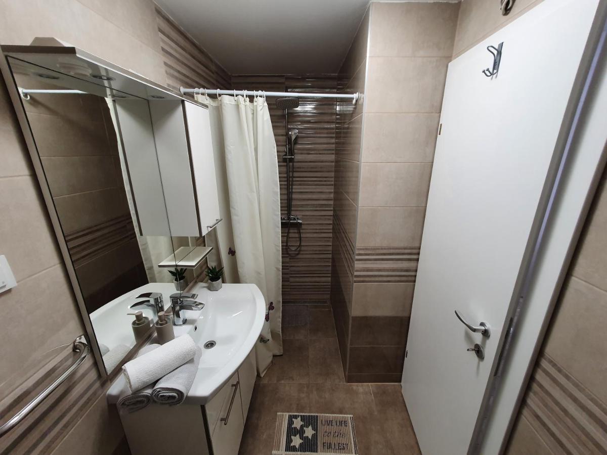 Apartaments Ukic プラビッチ・シェプリネ エクステリア 写真