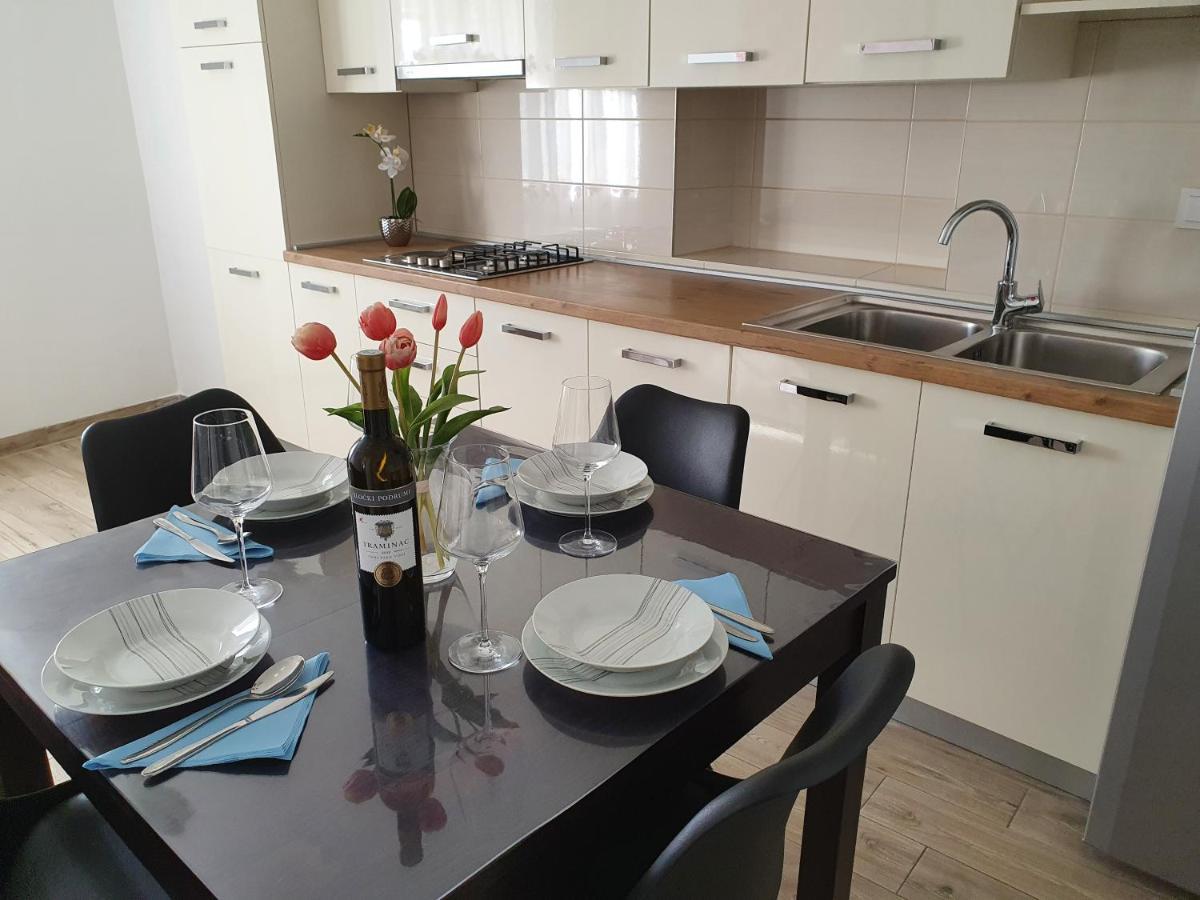 Apartaments Ukic プラビッチ・シェプリネ エクステリア 写真